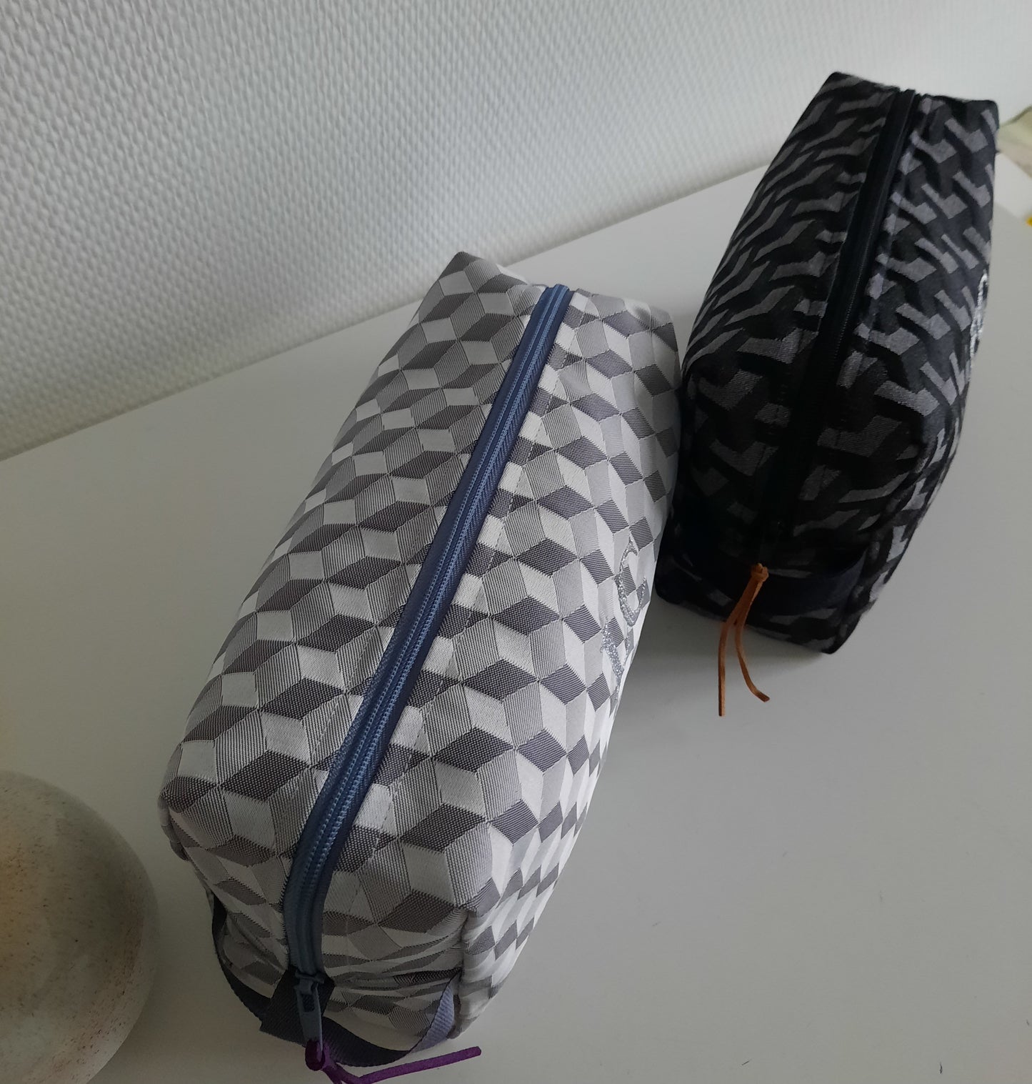 Trousse de toilette homme noire ou grise
