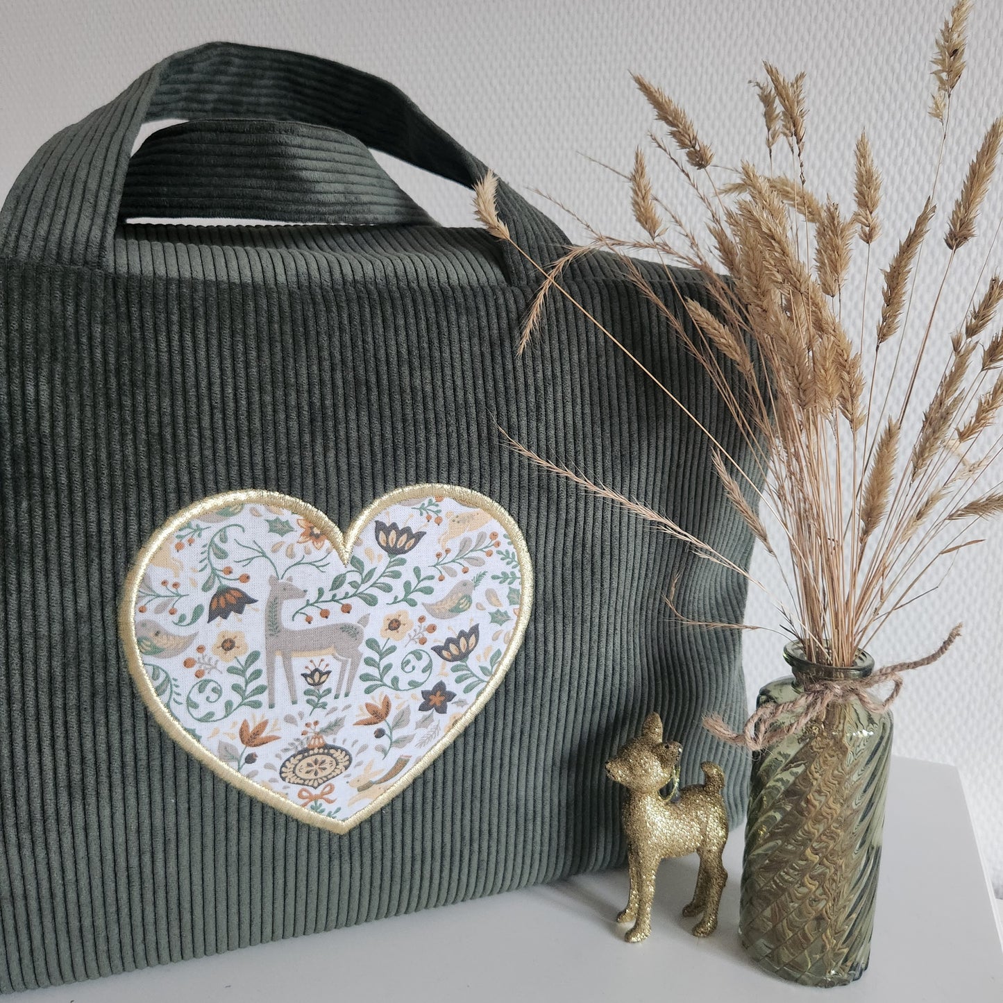 Créez votre sac à langer ou de voyage uni brodé