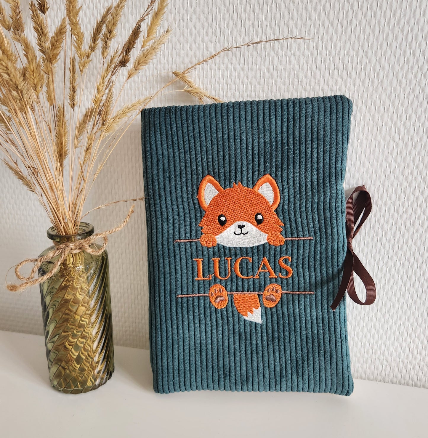 Protège carnet de santé, velours et broderie renard