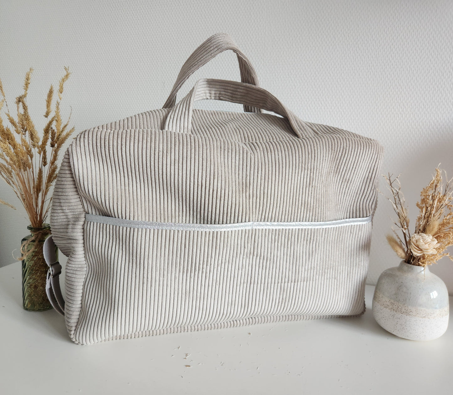 Sac à langer ou de voyage en velours côtelé beige et broderie renard