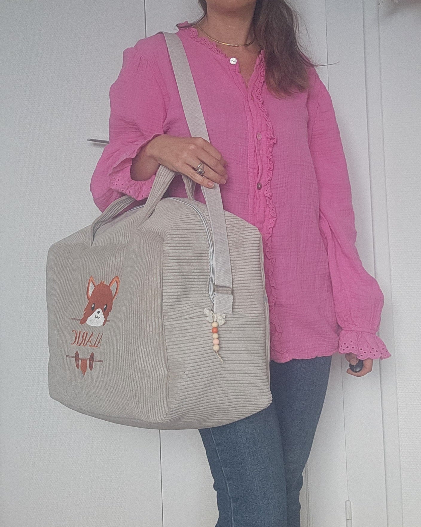 Sac à langer ou de voyage en velours côtelé beige et broderie renard