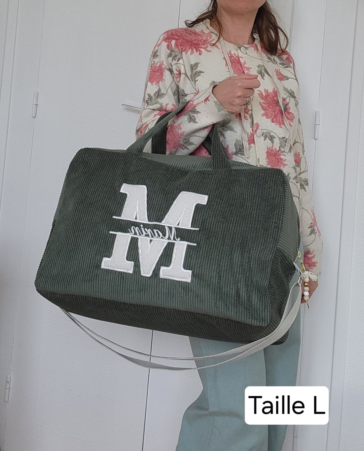 Sac à langer velours côtelé et lettre moumoute