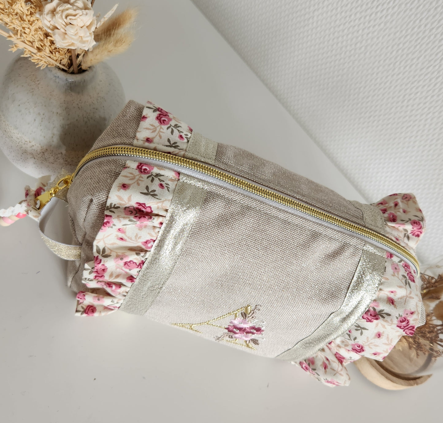 Trousse de toilette à volants, beige scintillant et liberty