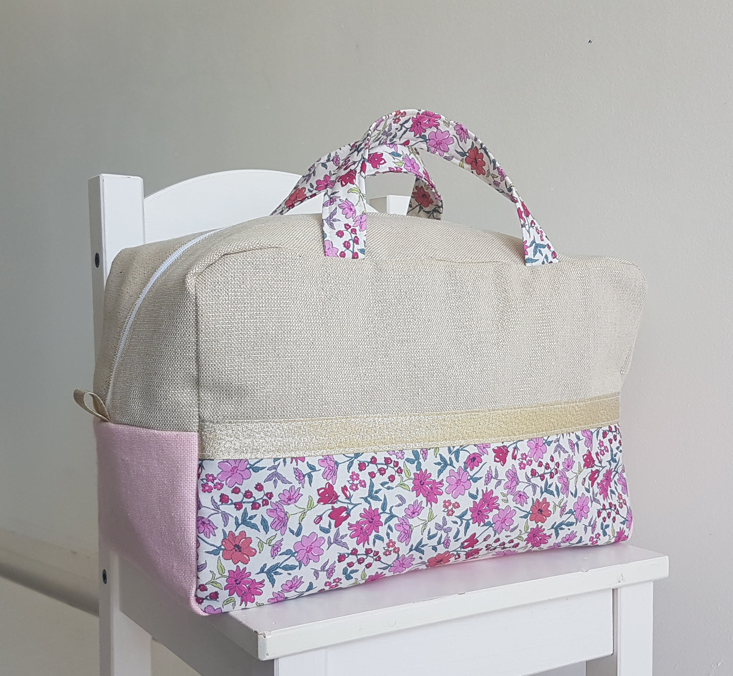 Valisette beige scintillant et liberty rose