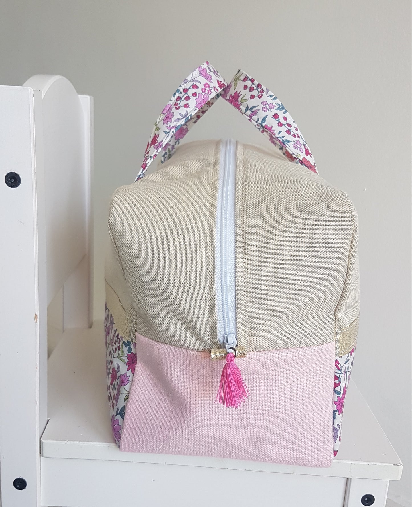 Valisette beige scintillant et liberty rose