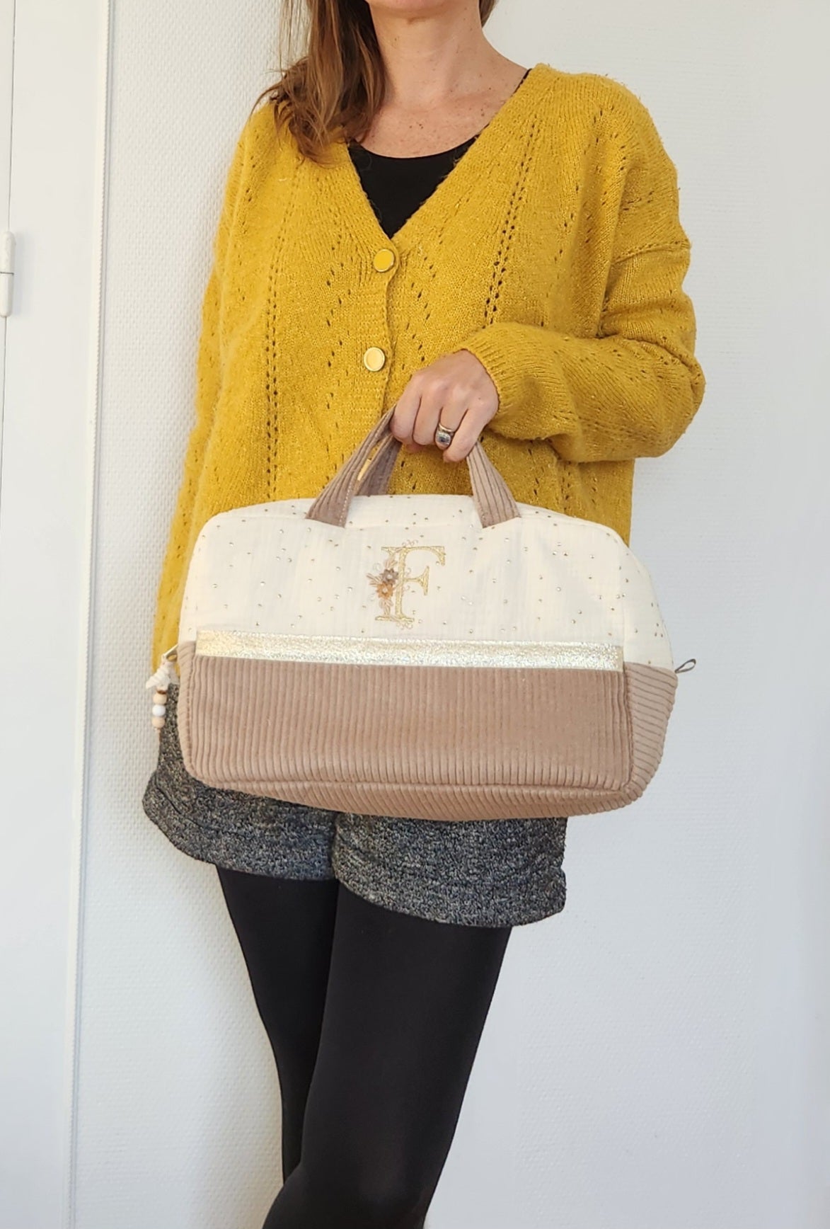 Valisette gaze de coton écrue et velours côtelé beige