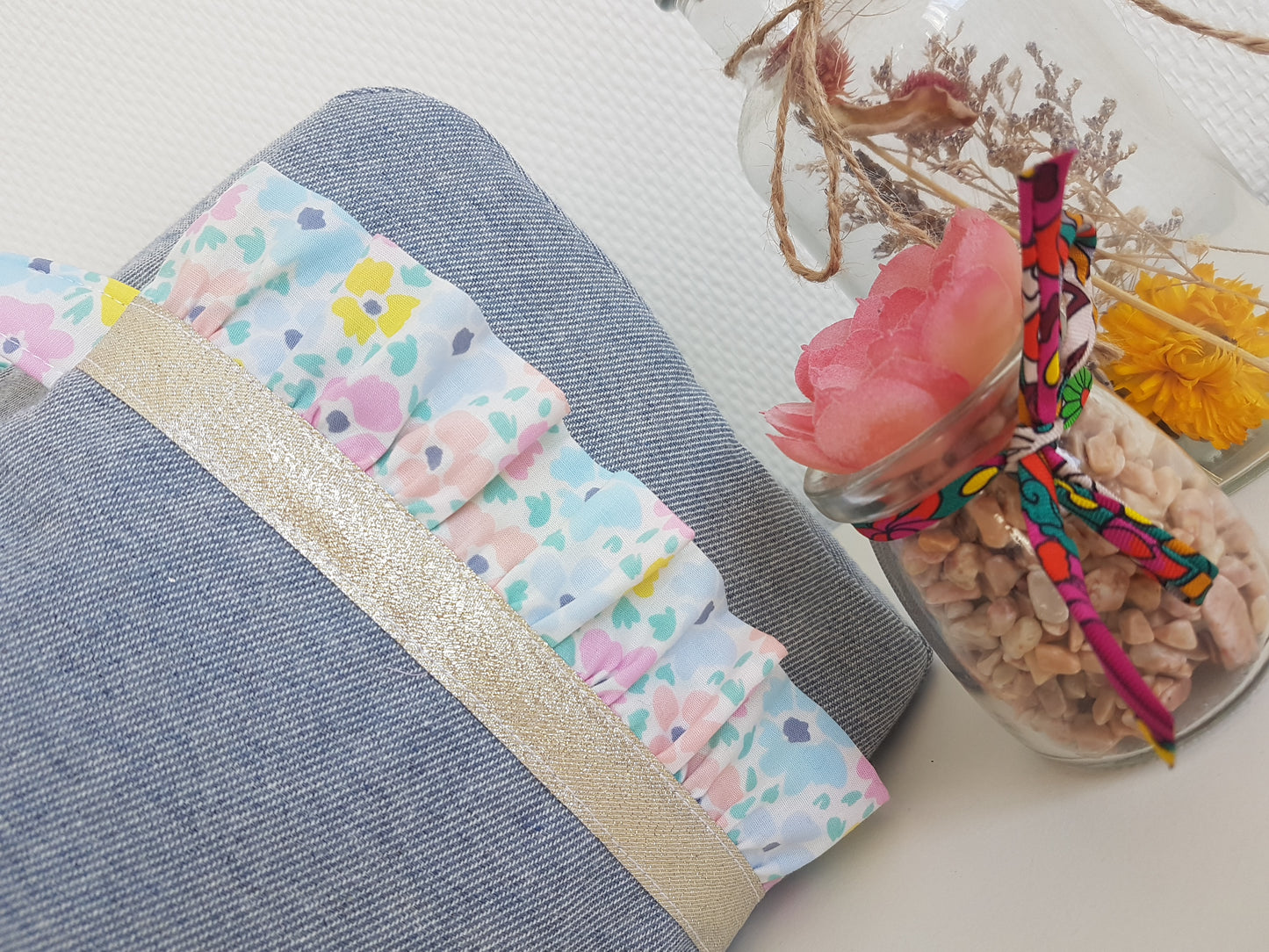 EN STOCK Valisette jean et volants liberty pastels