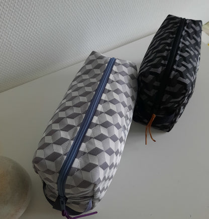 Trousse de toilette homme noire ou grise