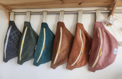 Sac banane en velours côtelé