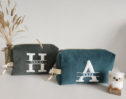 Trousse de toilette en velours côtelé et moumoute écrue
