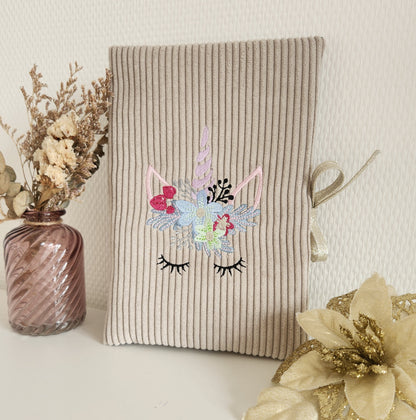 Créez votre protège carnet de santé personnalisé