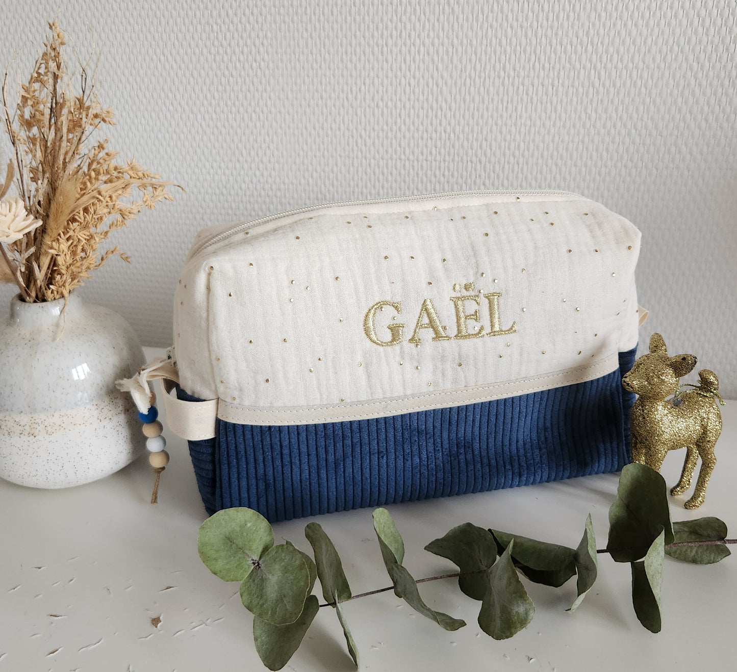 Gestalten Sie Ihren zweifarbigen Kulturbeutel