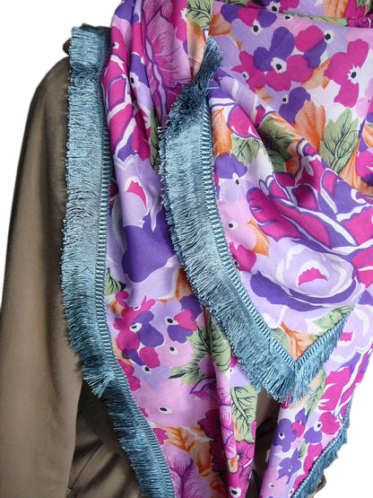 Grand foulard carré femme en voile de coton fleuri rose/violet