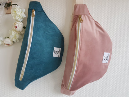 Sac banane en velours lisse rose ou bleu