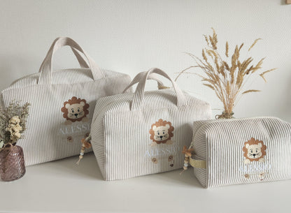Sac à langer ou de voyage en velours côtelé sable et broderie lion