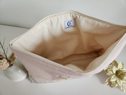 Maxi pochette / trousse ordinateur ou format A4 molletonnée, rose pâle scintillant et liberty. Cadeau anniversaire, fête des mères.