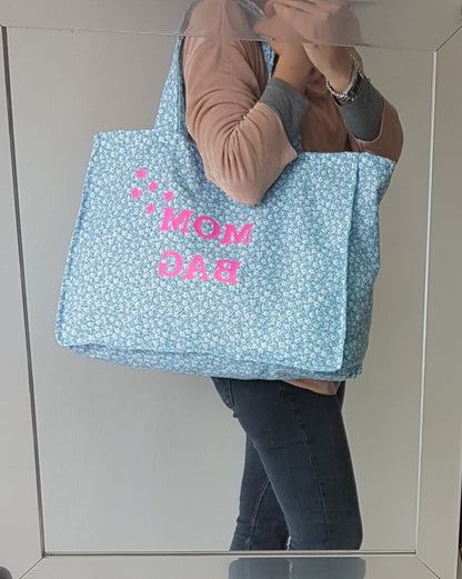 Grand sac cabas porté épaule en coton fleuri bleu et blanc