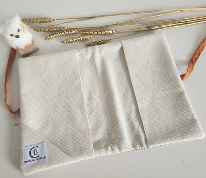 Protège carnet de santé, velours et broderie renard