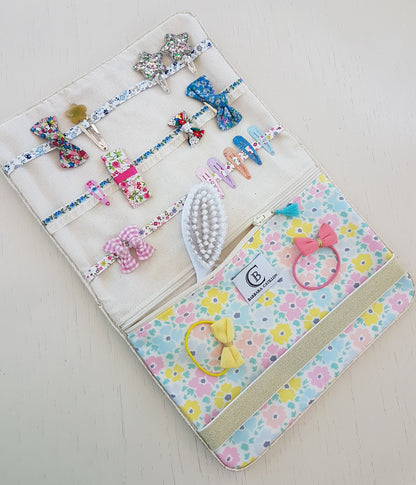 Pochette à barrettes et accessoires coiffure, coton fleuri pastel style liberty