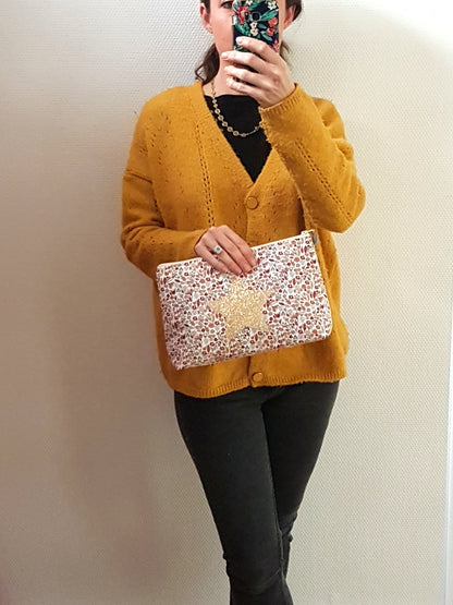Grande pochette / trousse en coton liberty rouge bordeaux, étoile dorée