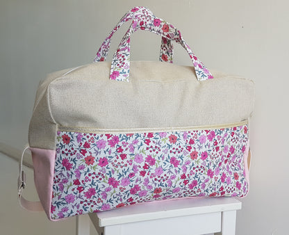 Sac à langer ou de voyage, beige scintillant et liberty rose