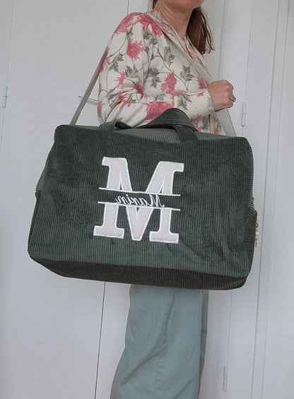 Sac à langer velours côtelé et lettre moumoute