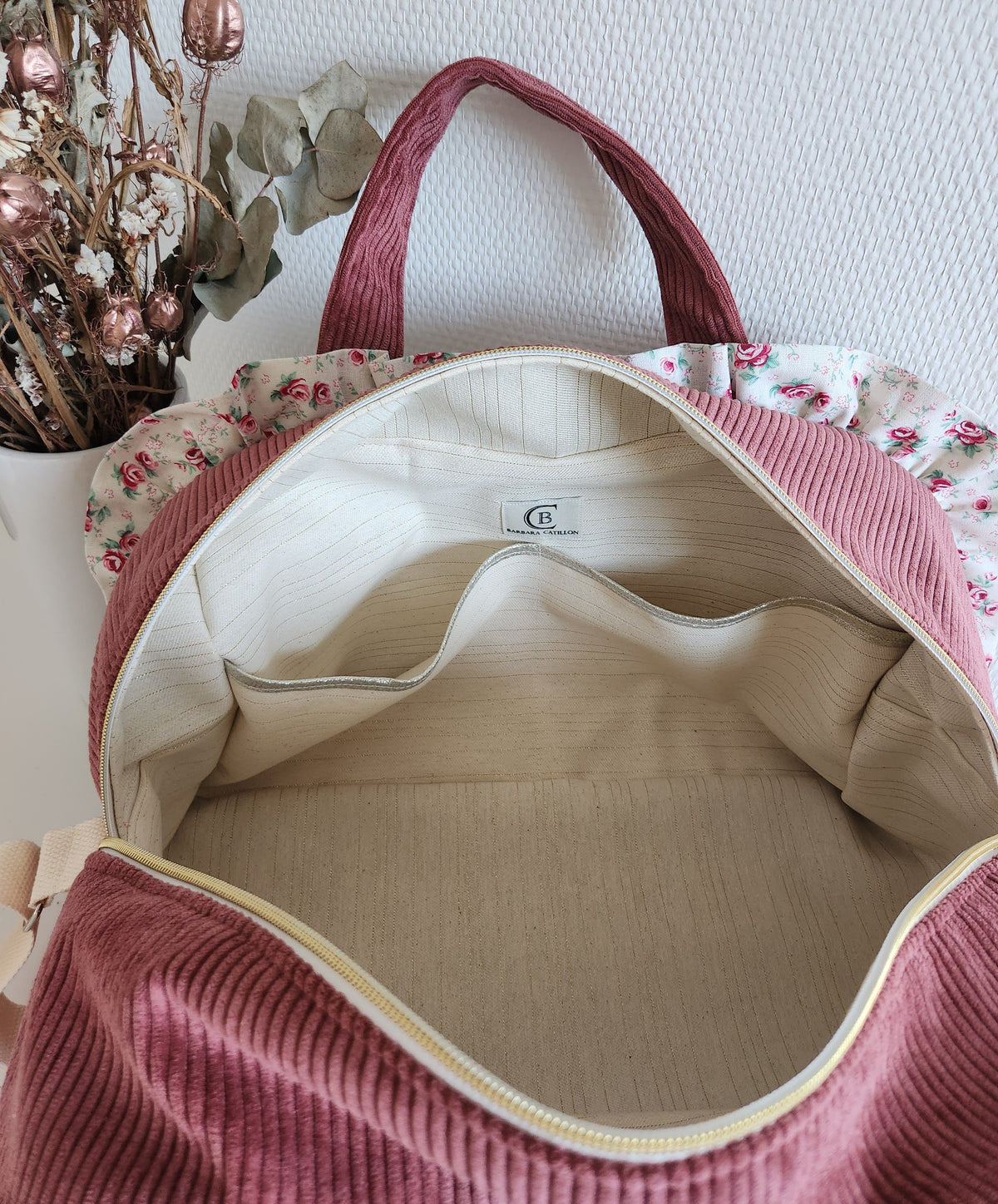 Quilted diaper or travel bag, double cotton gauze with gold polka dots.
