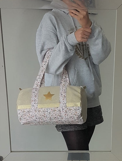 Sac polochon en coton beige scintillant et liberty rose et gris