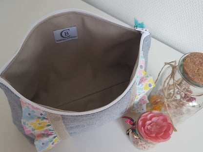 Grande pochette / trousse jean et volants liberty pastels