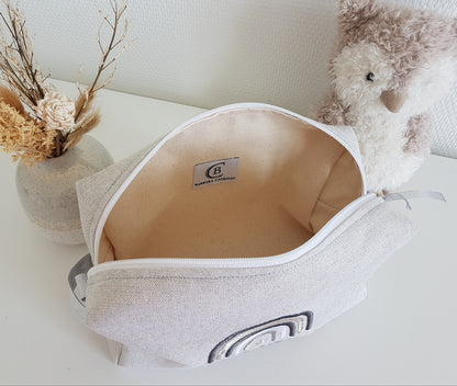 Trousse de toilette gris perle scintillant, broderie argentée