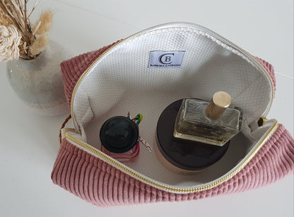 Trousse de toilette en velours côtelé, broderie initiale en tissu fleuri