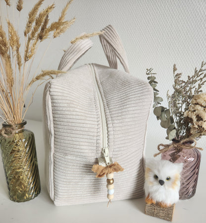 Valisette en velours côtelé et broderie lion