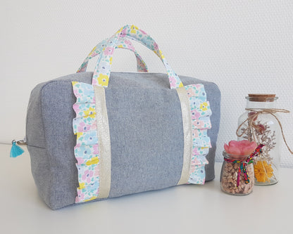 Valisette jean et volants liberty pastels