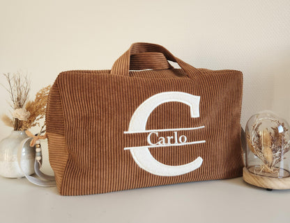 Créez votre sac à langer ou de voyage uni brodé