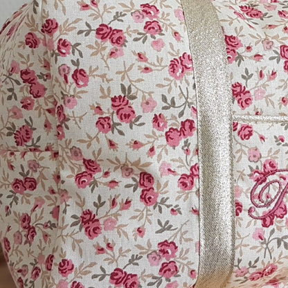 RESERVE: Grande pochette beige scintillante brodée à volants